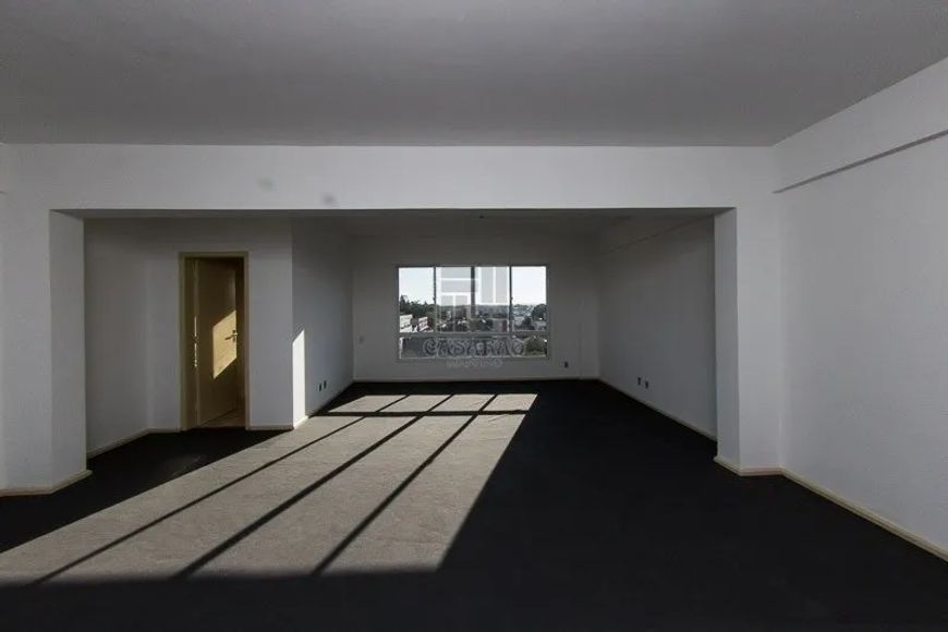 Sala comercial à venda no centro de pelotas