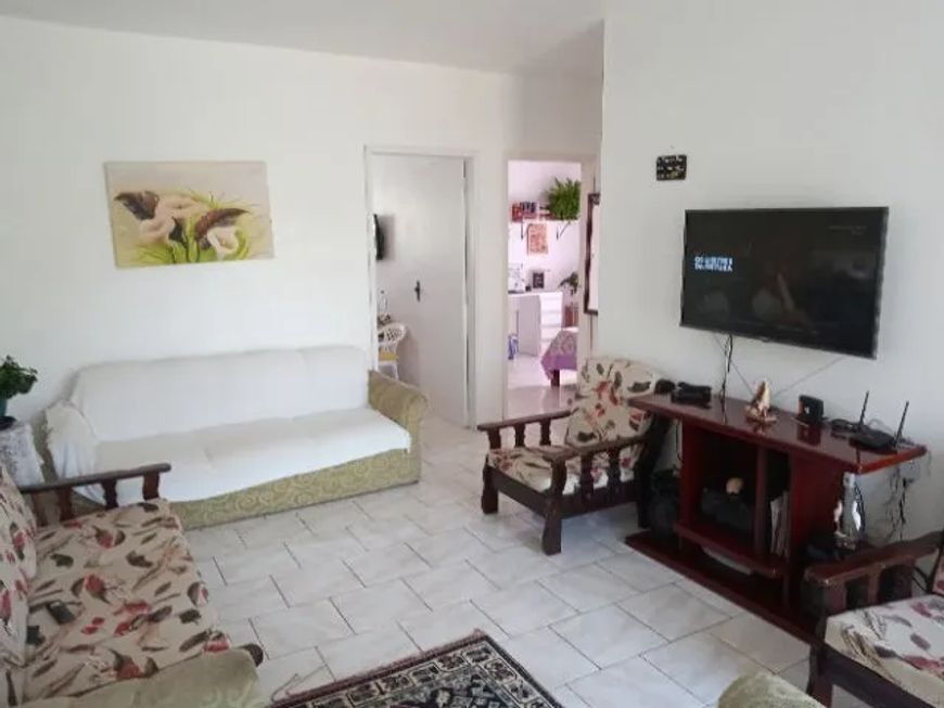 Casa 3 dormitórios à venda Laranjal Pelotas/RS