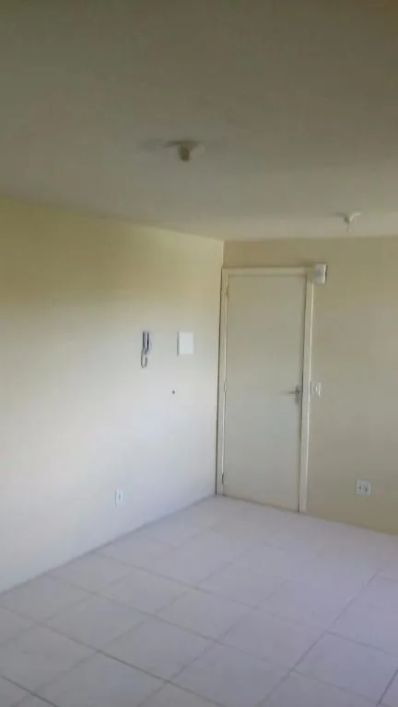 Apartamento 2 dormitórios para alugar Três Vendas Pelotas/RS