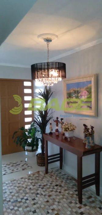 Casa a venda com 3 dormitórios, 2 suítes, no Areal R$ 1.250,000,00