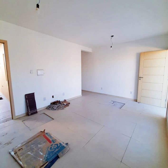 Casa no Liberdade, Financiável, 2 dormitórios, 2 vagas, Fase de Acabamentos, Nunca habitada, 48m²,