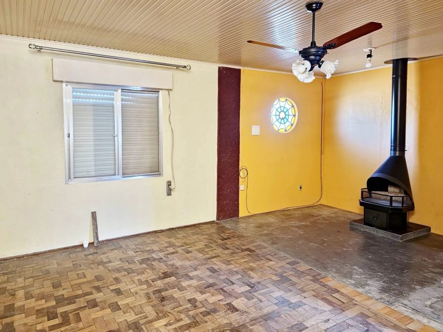 Casa com 2 dormitórios à venda, na Cohab Fragata em Pelotas/RS. Agende sua visita conosco! UP Imóve