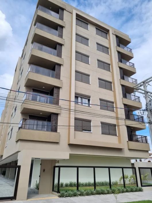 Apartamento para Venda em Pelotas, Centro, 2 dormitórios, 1 suíte, 2 banheiros, 1 vaga