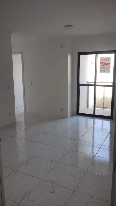 Apartamento 2 dormitórios para alugar Três Vendas Pelotas/RS