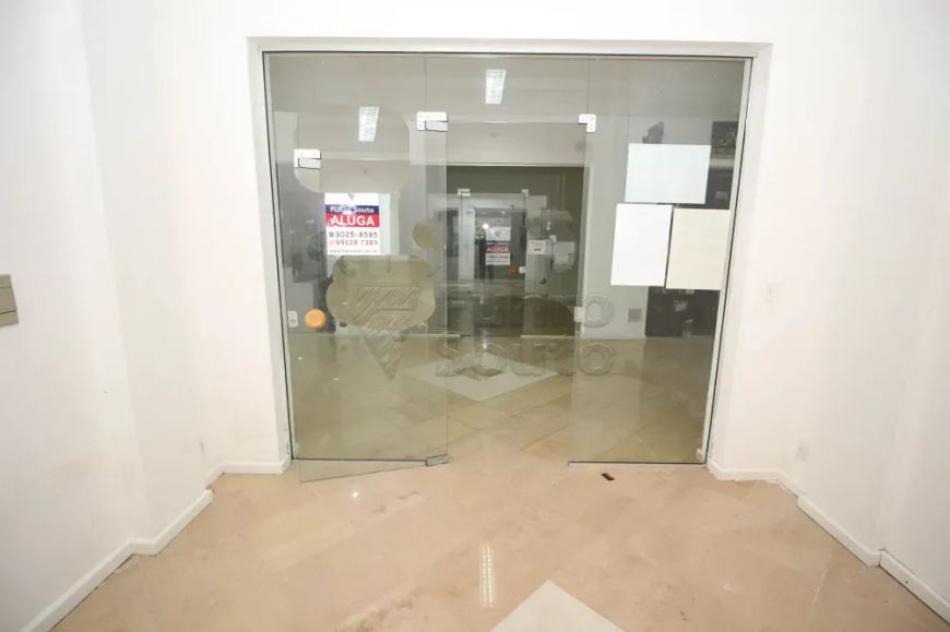 Comercial Sala em Condomínio em Pelotas