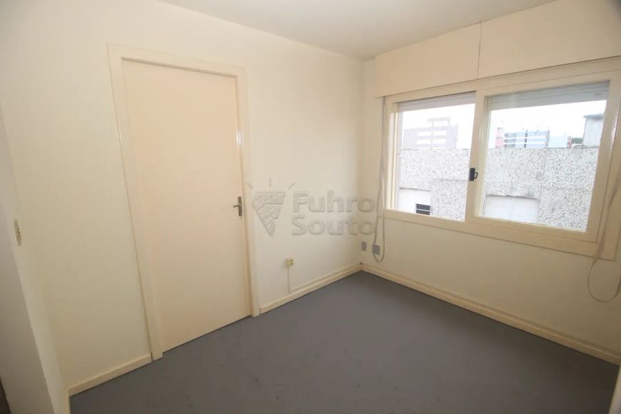 Apartamento 1 Dormitório no Edifício Maria Augusta - Praticidade no Coração de Pelotas
