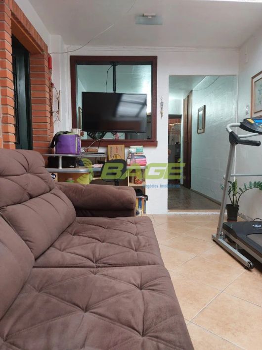 Imóvel bem localizado no Três Vendas!