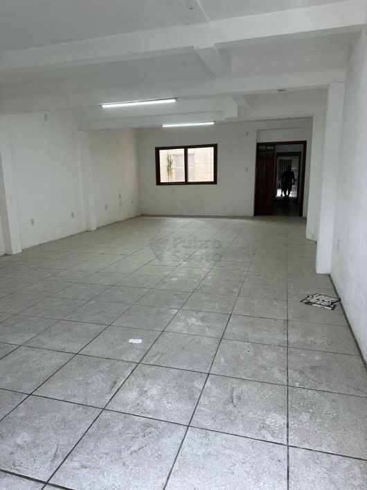 Sobrado Imperdível na Rua Tiradentes - Espaço, Conforto e Ótima Localização