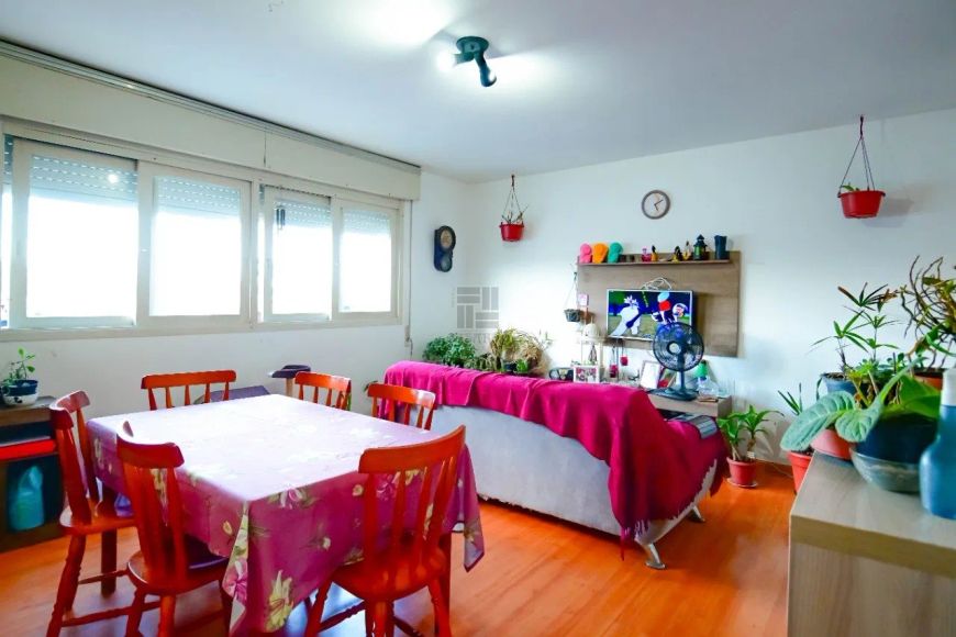 Apartamento à venda no centro de Pelotas