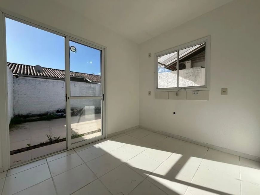 Casa 2 dormitórios à venda Três Vendas Pelotas/RS