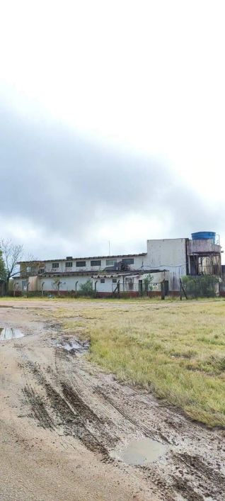OCULTO Galpão à venda, Lacerda, Canguçu, RS, com 50.000 m² de área total e 680 m² de área útil em 5