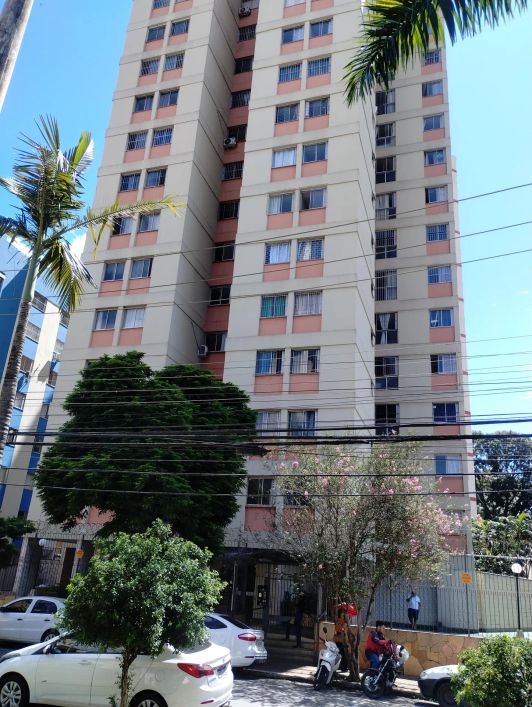 Imóvel para aluguel tem 81 metros quadrados com 3 quartos em Setor Central - Goiânia - GO
