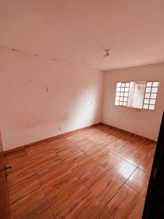 Casa - Jardim Nova esperança - Próximo ao portal shopping Casa de Rua com 3 Quarto(s) e 2 banheiro(s