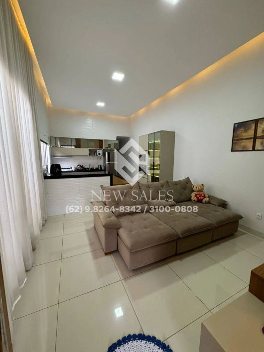 OPORTUNIDADE ! Casa 3 suítes, com planejados - Setor Faicalville