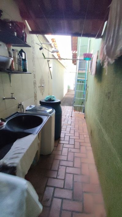 Casa para venda tem 125 metros quadrados com 3 quartos em Res ELI FORTE - Goiânia - Goiás
