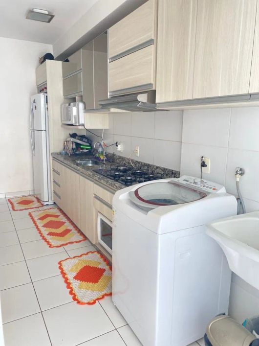 Lindo Apartamento de 2Q sendo uma Suite! Apartamento com 2 Quarto(s) e 2 banheiro(s) à Venda, 62 por