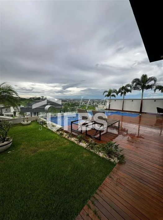 Conforto e Sofisticação te esperam nesta casa com 4 suítes no Condomínio do Lago