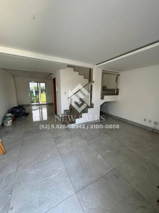 Excelente sobrado com 3 suítes plenas, no Bairro Goiá