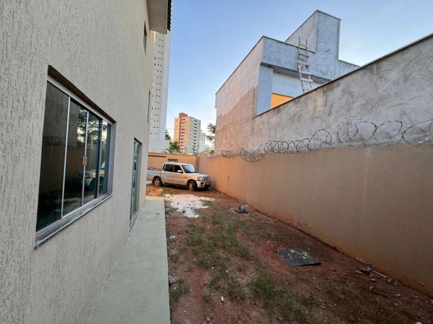 Imóvel para venda tem 250 metros quadrados com 3 quartos em Vila Rosa - Goiânia - GOViva a Experiênc
