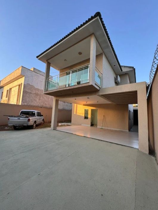 Imóvel para venda tem 250 metros quadrados com 3 quartos em Vila Rosa - Goiânia - GOViva a Experiênc