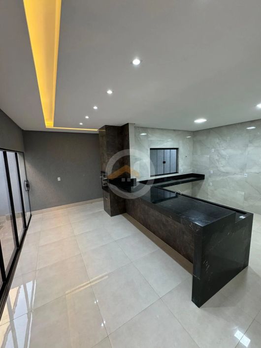 Casa 3 quartos sendo 1 suite, Bairro Goia 2