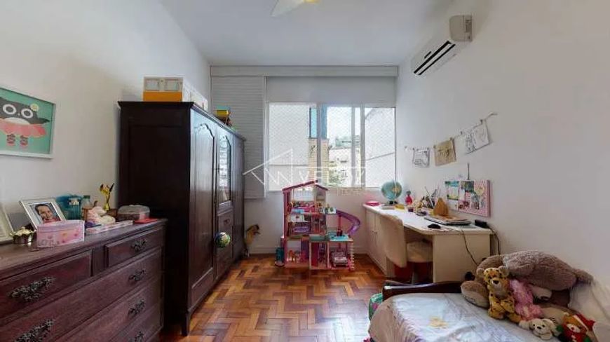 Apartamento - Padrão / Residencial / Leblon