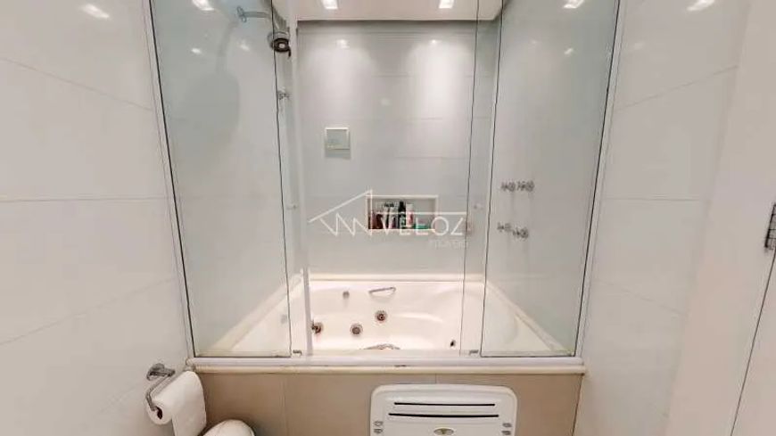 Apartamento - Padrão / Residencial / Leblon