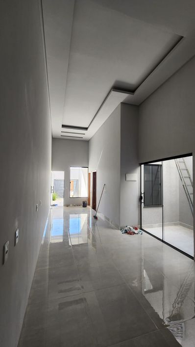 Imóvel para venda possui 90 metros quadrados com 3 quartos em Residencial Santa Fé I - Goiânia - GO