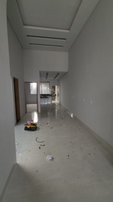 Imóvel para venda possui 90 metros quadrados com 3 quartos em Residencial Santa Fé I - Goiânia - GO