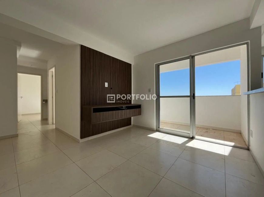 Apartamento com 3 dormitórios à venda, 74 m² por R$ 405.000 - Vila Rosa - Goiânia/GO