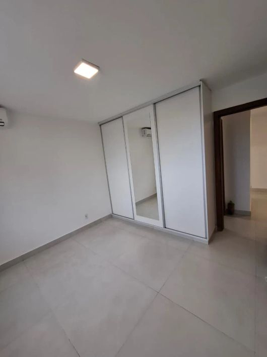apartamento de 2 quartos no porcelanato todo reformado com armários