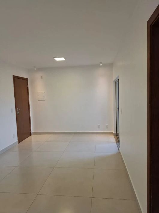 apartamento de 2 quartos no porcelanato todo reformado com armários