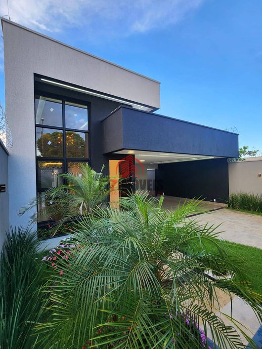 CASA DE ALTO PADRÃO NO RESIDENCIAL BRISA DA MATA – GOIÂNIA/GO