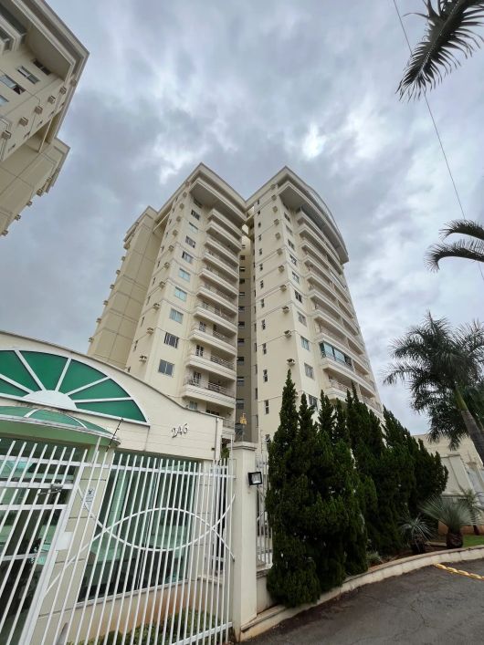 Apartamento à venda no bairro Chácaras Alto da Glória - Goiânia/GO