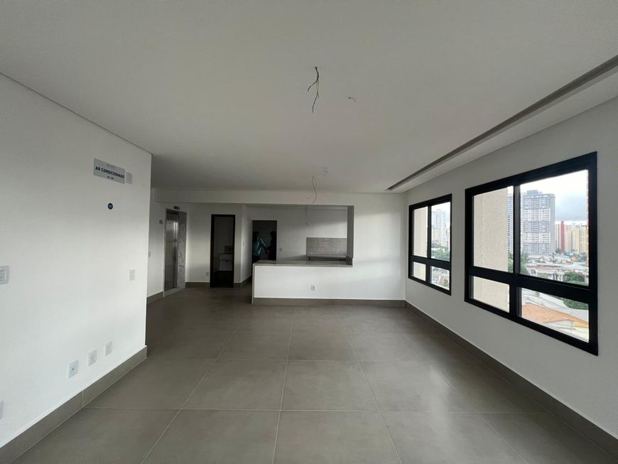 Apartamento para venda tem 137 metros quadrados com 3 quartos em Setor Bueno - Goiânia - GO