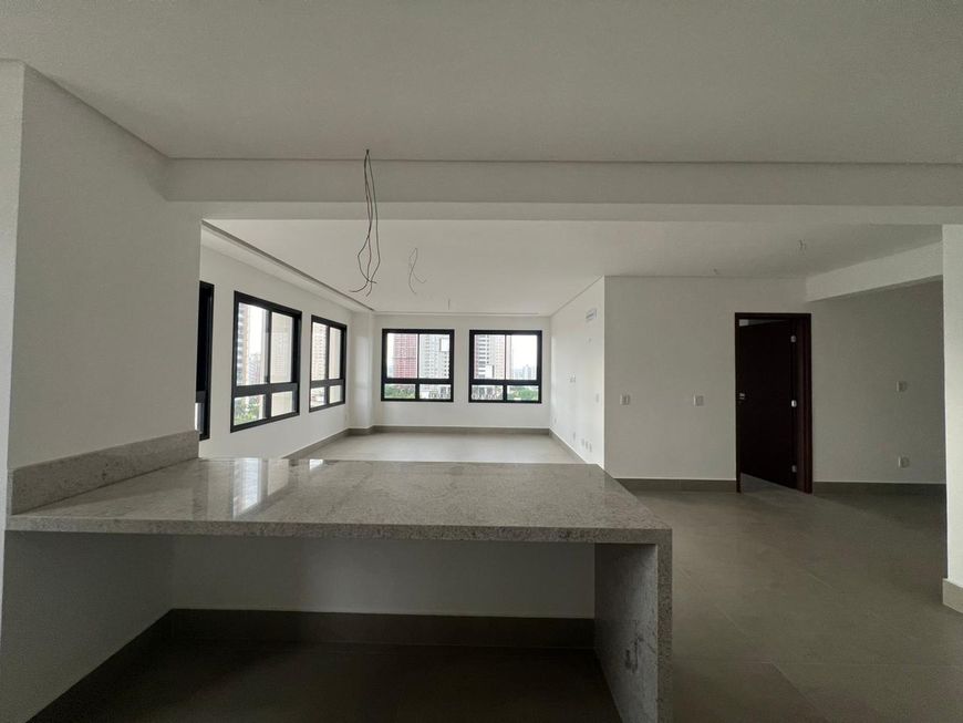 Apartamento para venda tem 137 metros quadrados com 3 quartos em Setor Bueno - Goiânia - GO
