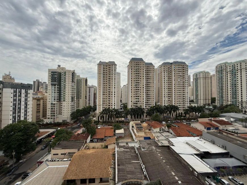 RESIDENCIAL ILHA SALINA - SETOR NOVA SUÍÇA com 3 SUÍTES - 2 VAGAS de GARAGEM + ESCANINHO - NASCENTE