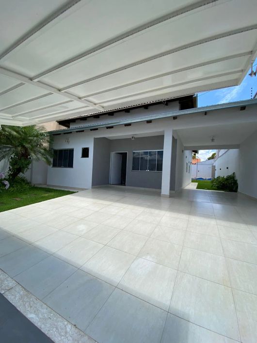 Belissima casa terrea no st goiania 2, com area gournet - RS 900.000,0