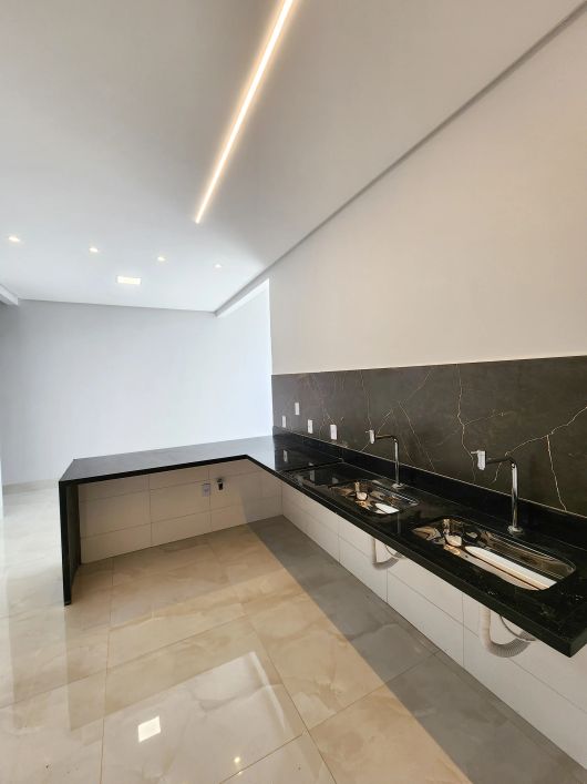 Imóvel para venda com 3 quartos PISCINA ALTO PADRÃO em Residencial Canadá - Goiânia - GO