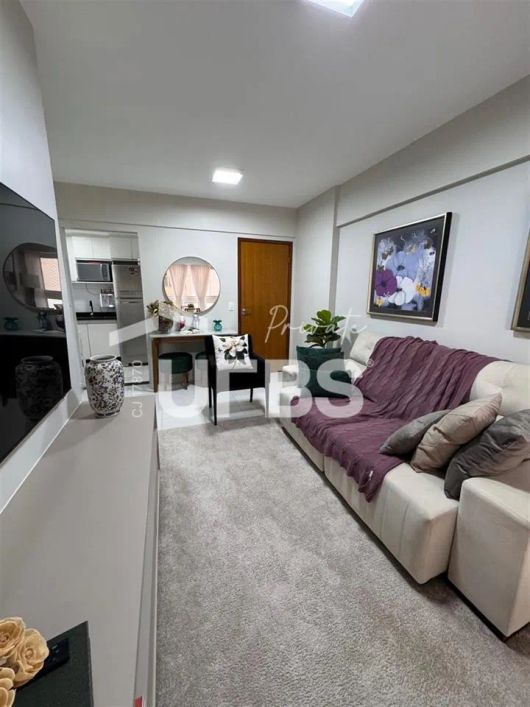 Belíssimo Apartamento Mobiliado à Venda no Alto da Glória!