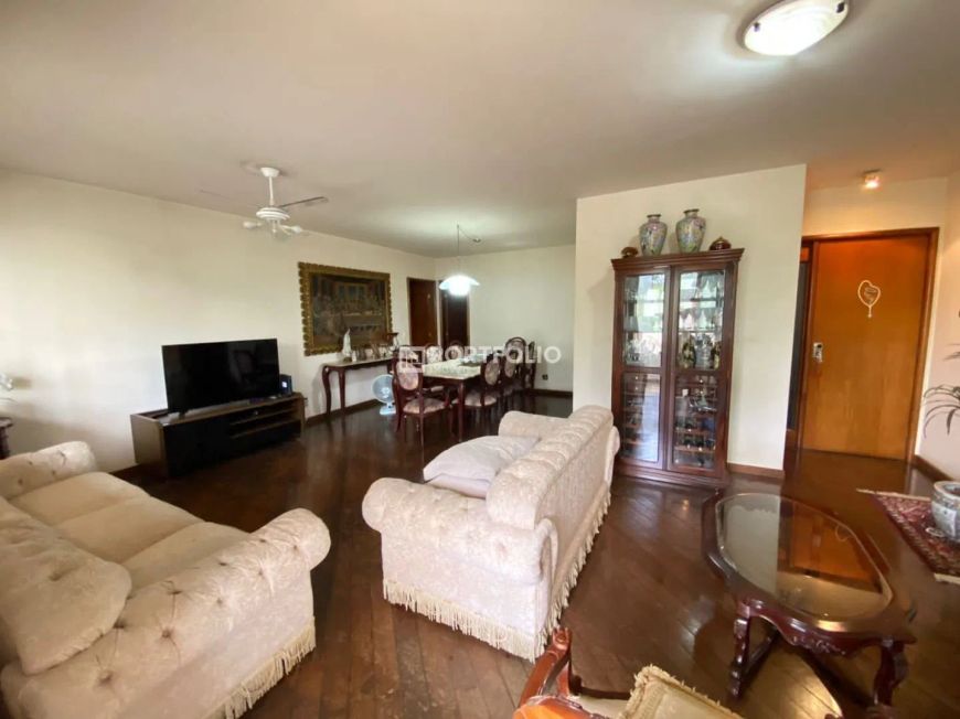 Apartamento com 4 dormitórios à venda, 178 m² por R$ 900.000,00 - Setor Marista - Goiânia/GO