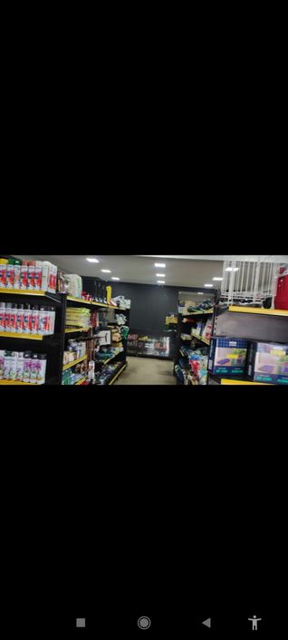 VENDE SE FERRAGISTA