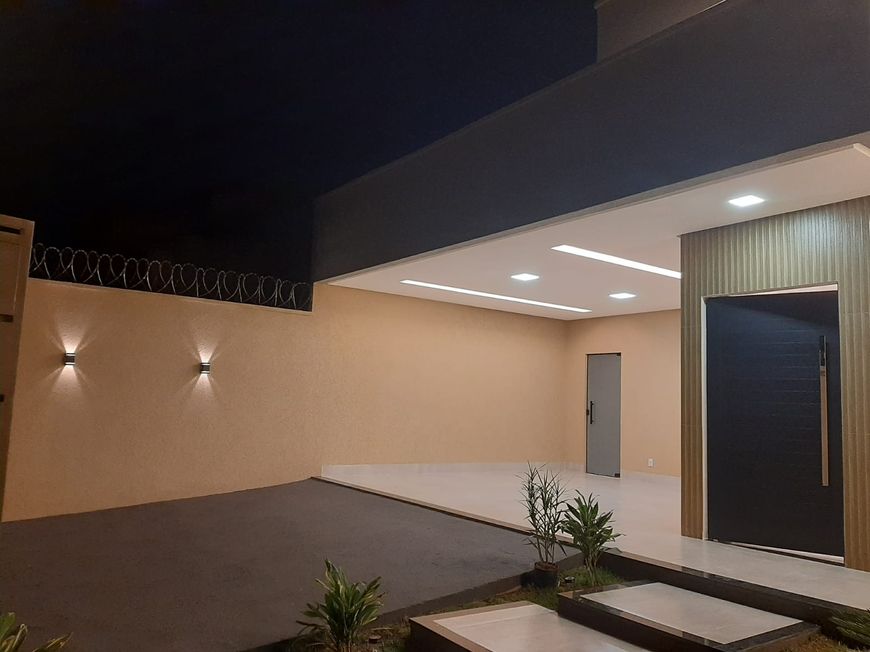 Térrea para venda tem 180 metros quadrados com 3 quartos em Residencial Porto Seguro - Goiânia - GO