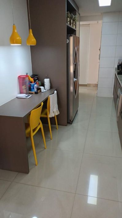 Apartamento para venda possui 126 metros quadrados com 3 quartos em Setor Bueno - Goiânia - GO