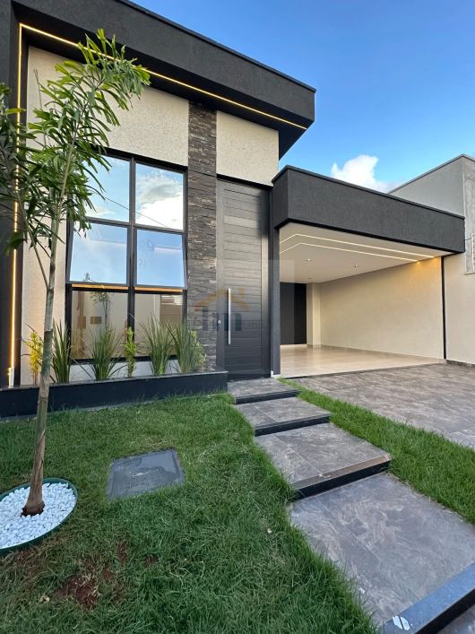 Casa Alto Padrão 3 suítes e Lazer completo com piscina - Aceita Financiamento Oportunodade na região