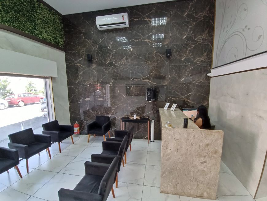 PRÉDIO COMERCIAL NO CENTRO DE GOIÂNIA