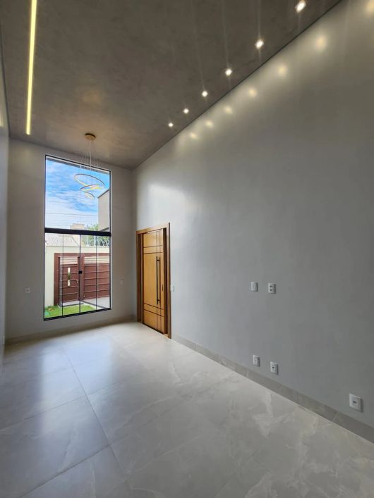 EXCELENTE CASA NO SETOR PARQUE DAS FLORES – GOIÂNIA/GO
