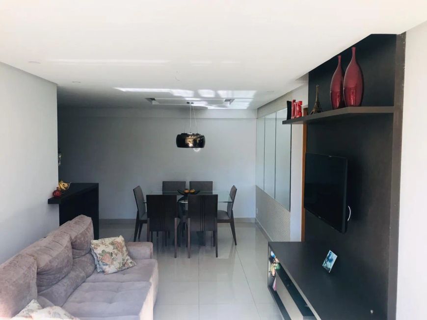 Imóvel para venda possui 66 metros quadrados com 2 quartos em Setor Bueno - Goiânia - GO