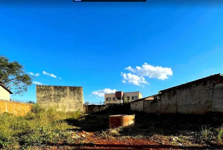 Lote Setor Barra da Tijuca Lote à Venda, 384.34 por R$ 130.000 no setor Setor Barra da Tijuca AD4874