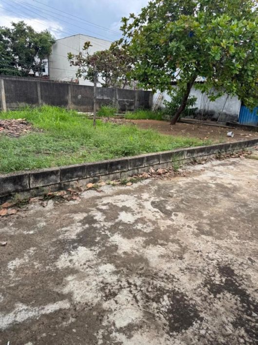 Lote - Jardim Itaipú